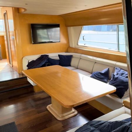 Отель Bb Boat Lady A Генуя Экстерьер фото